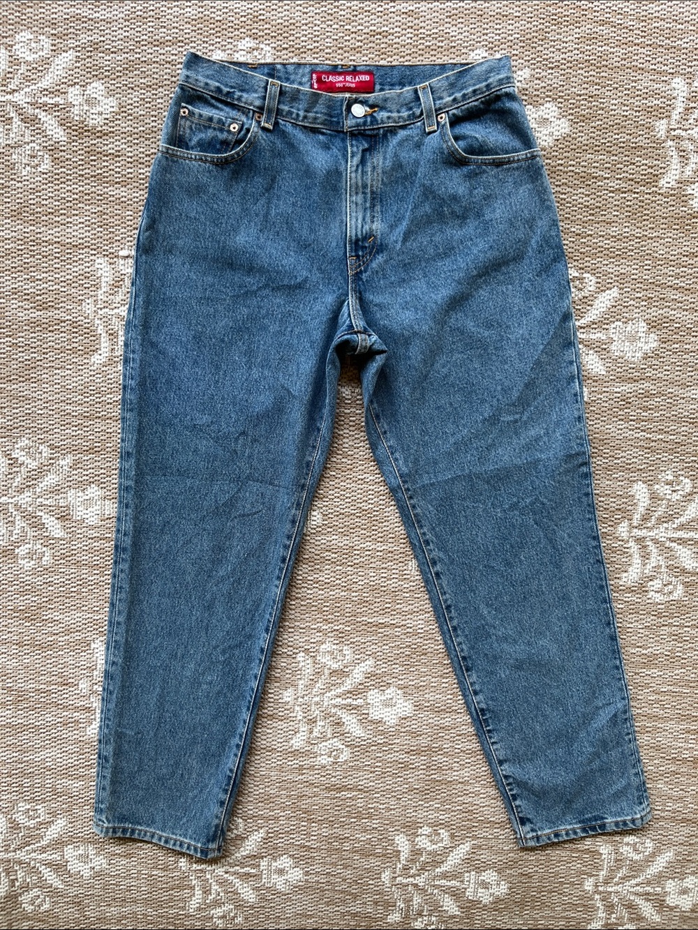 VINTAGE Y2K Levi’s Classic Relaxed 550 Jeans